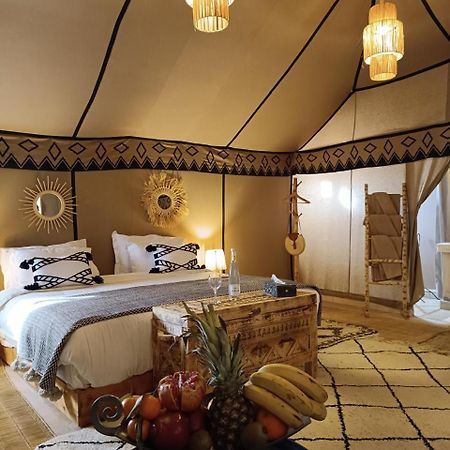 Merzouga Traditional Luxury Camp Exteriör bild