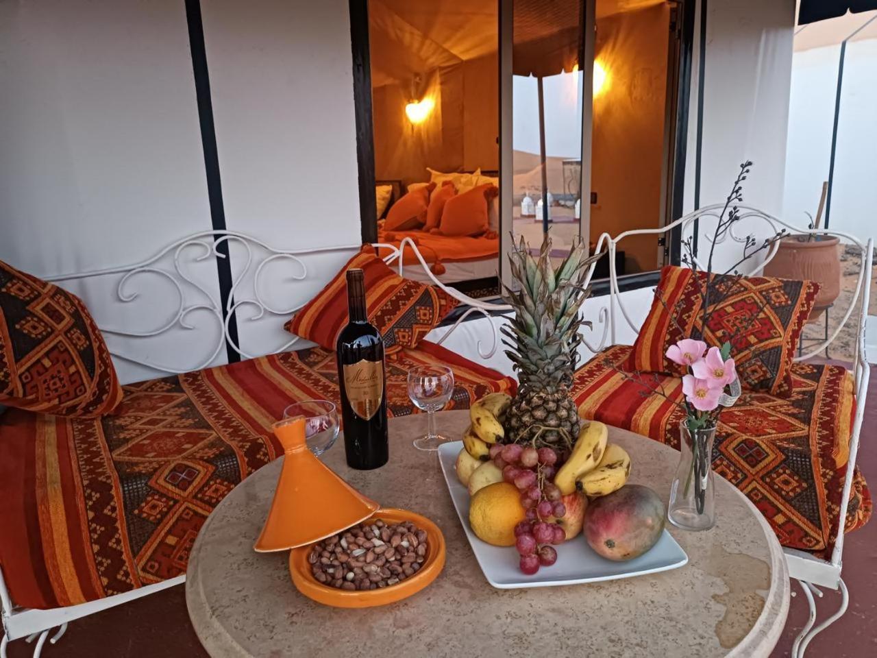Merzouga Traditional Luxury Camp Exteriör bild